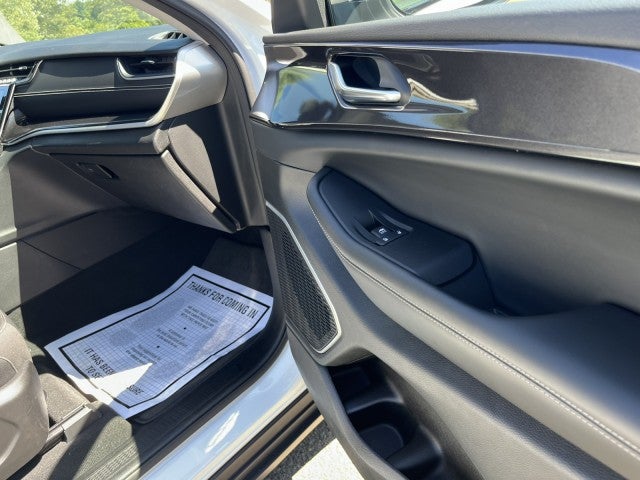 2022 Jeep Grand Cherokee Laredo