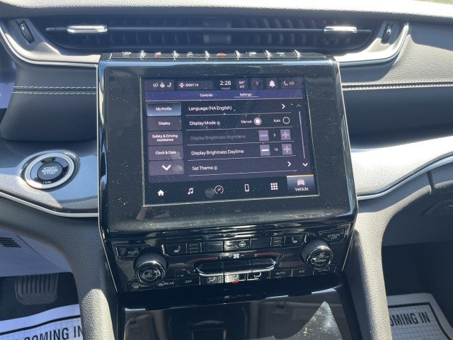 2022 Jeep Grand Cherokee Laredo