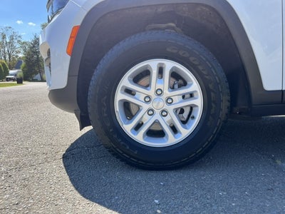 2022 Jeep Grand Cherokee Laredo