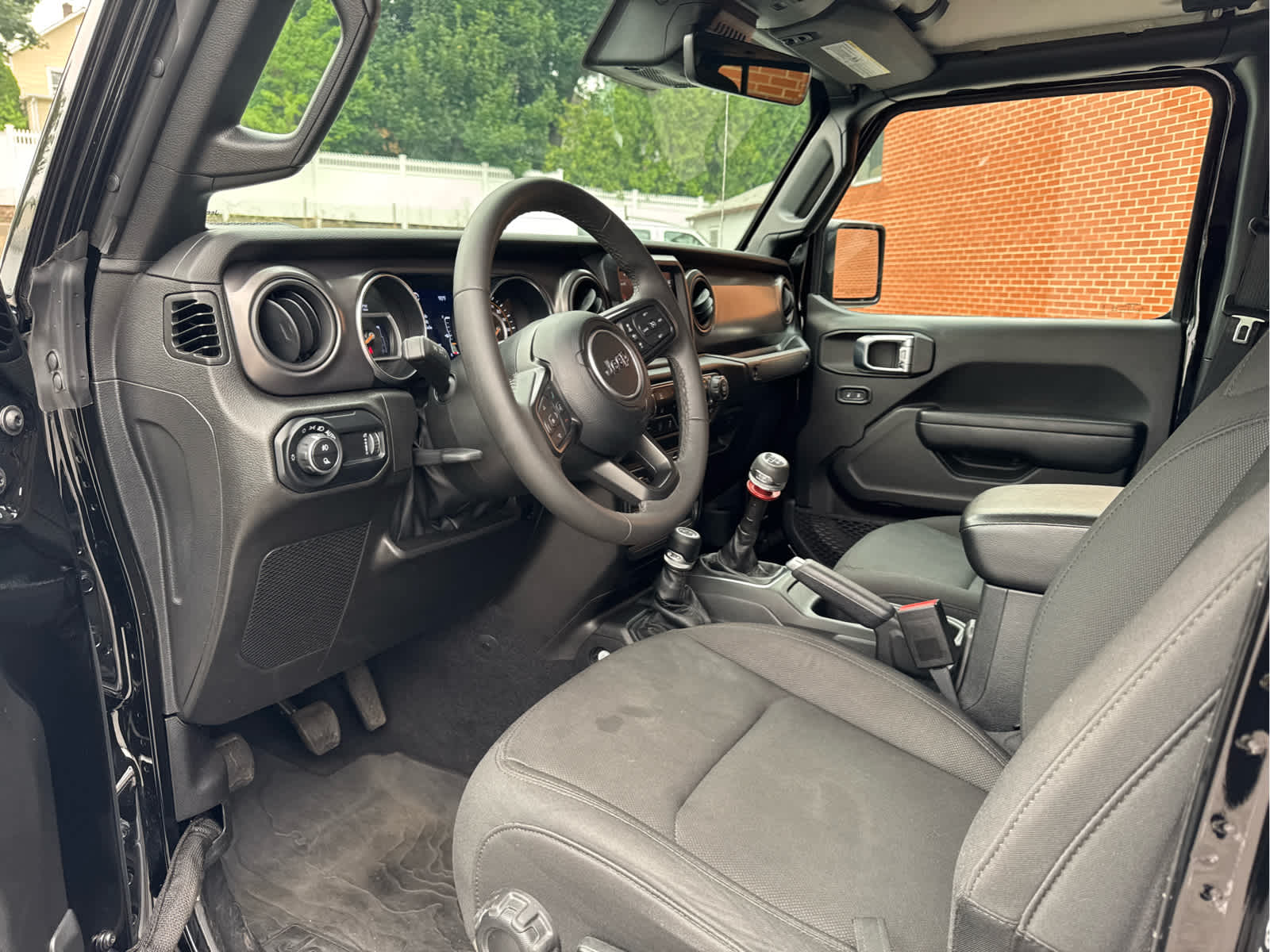 2023 Jeep Gladiator Willys 4x4