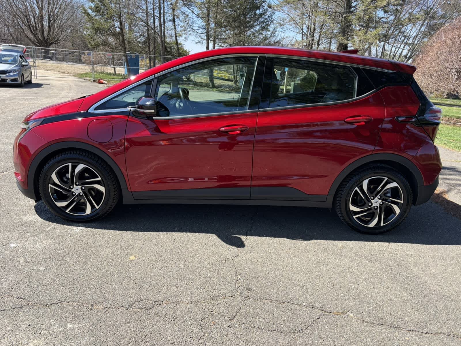 Certified 2022 Chevrolet Bolt EV 2LT with VIN 1G1FX6S07N4108341 for sale in New Canaan, CT