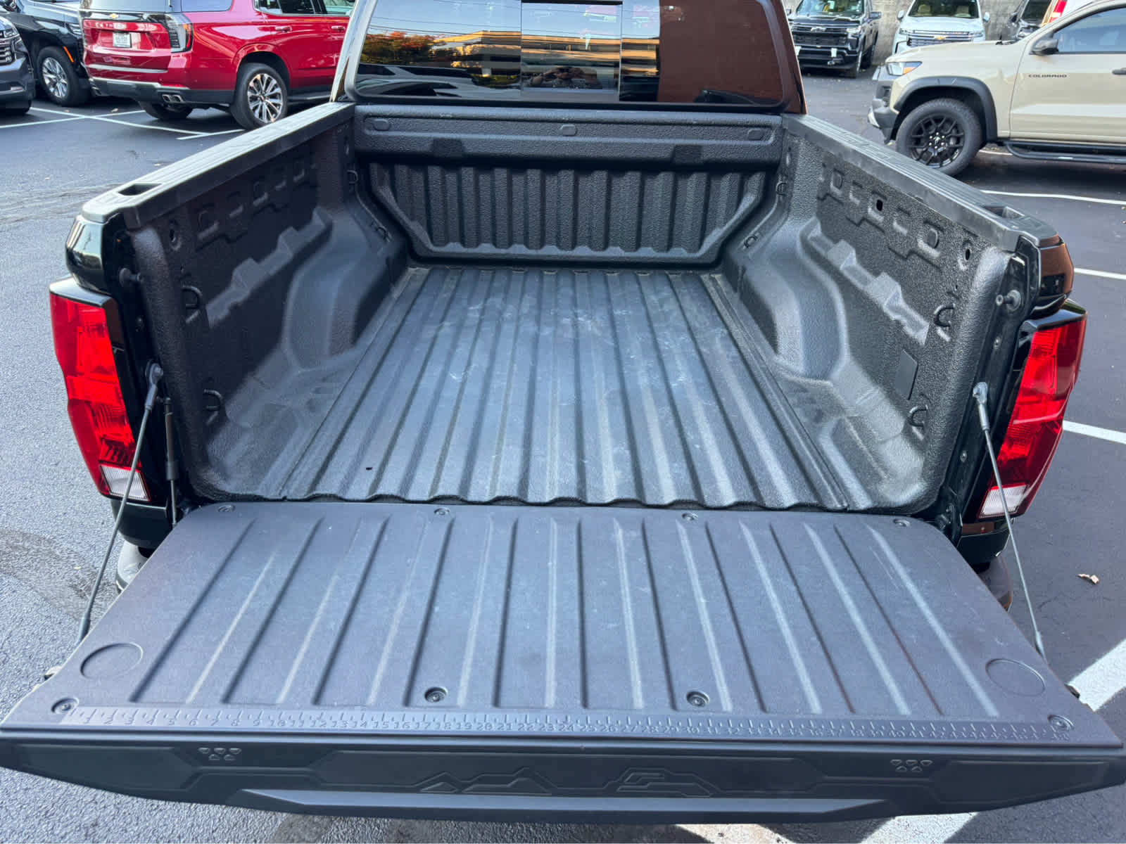 2024 Chevrolet Colorado Trail Boss - Photo 38