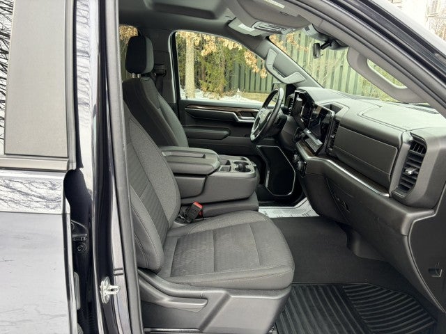 2022 Chevrolet Silverado 1500 LT (2FL)