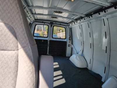 2025 Chevrolet Express Cargo 2500 WT