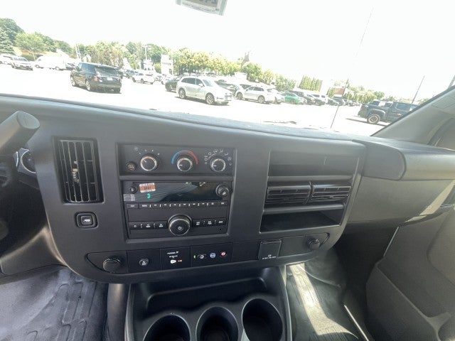 2024 Chevrolet Express Cargo 3500 WT