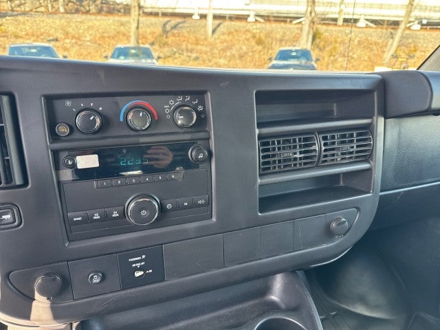 2014 Chevrolet Express Cargo 3500 1WT