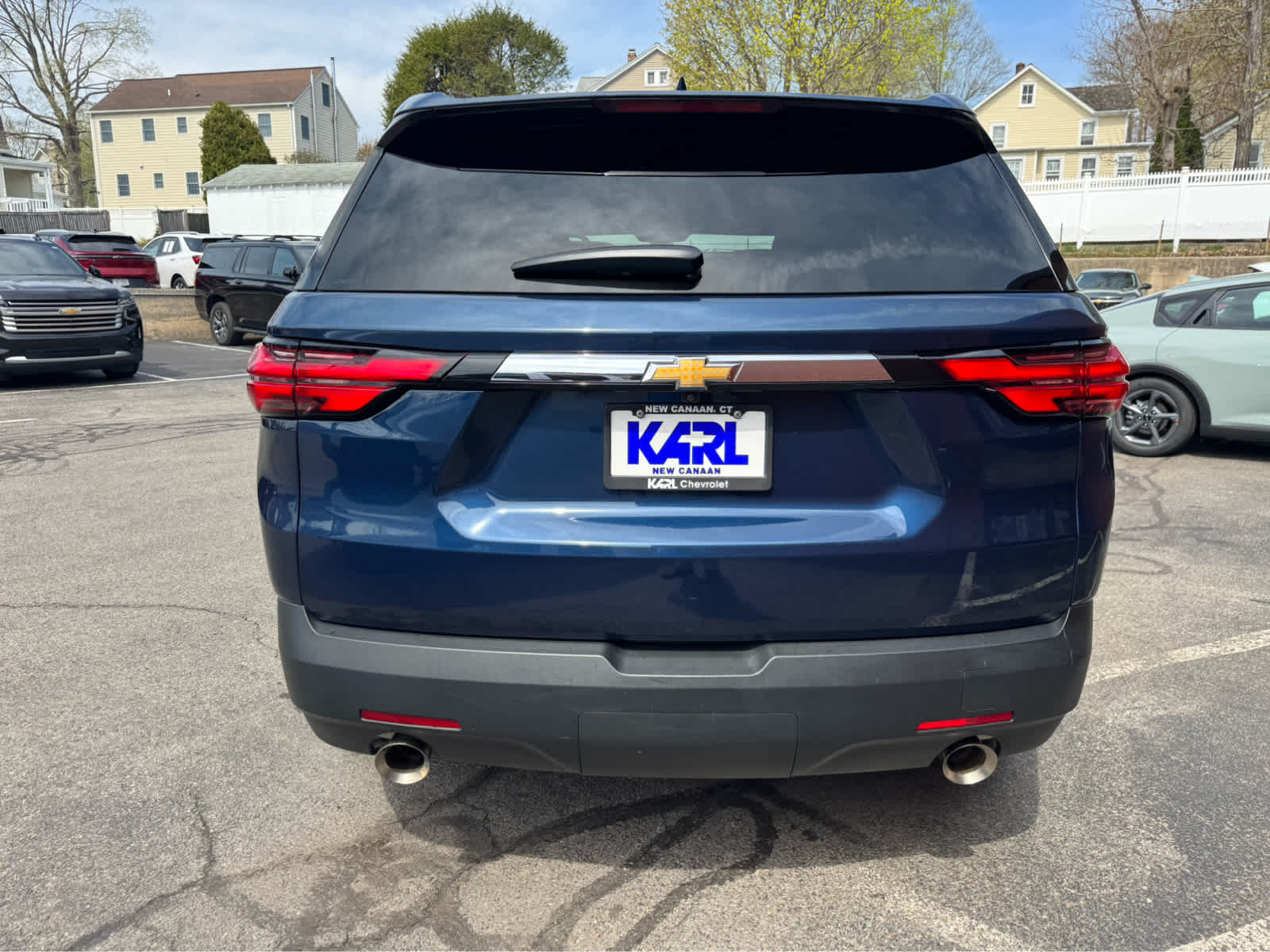 2023 Chevrolet Traverse LT Leather