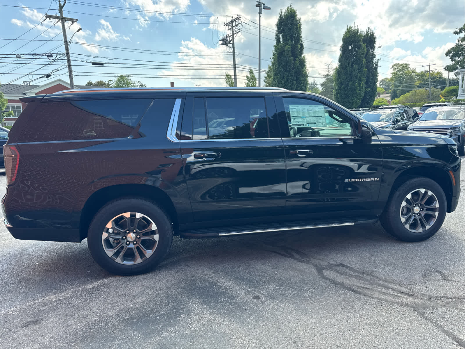 2026 Chevrolet Suburban LT