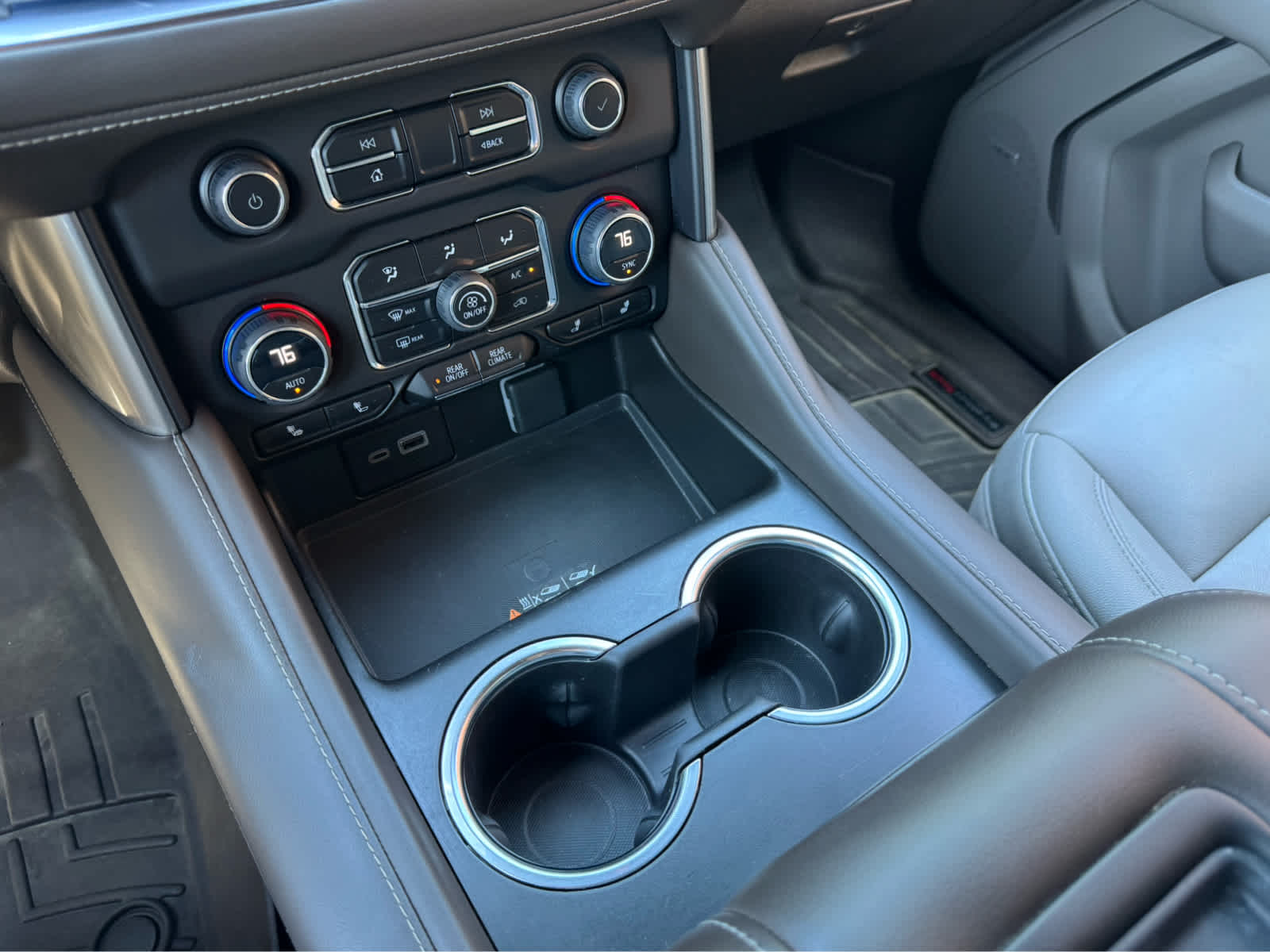 2023 Chevrolet Suburban Z71