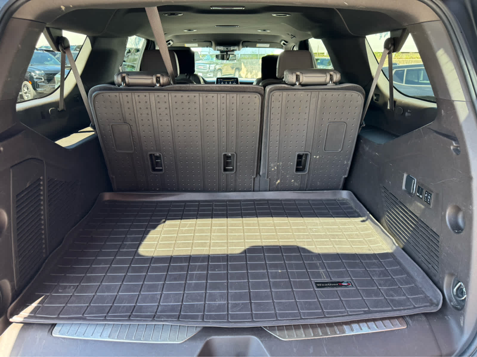 2023 Chevrolet Suburban Z71