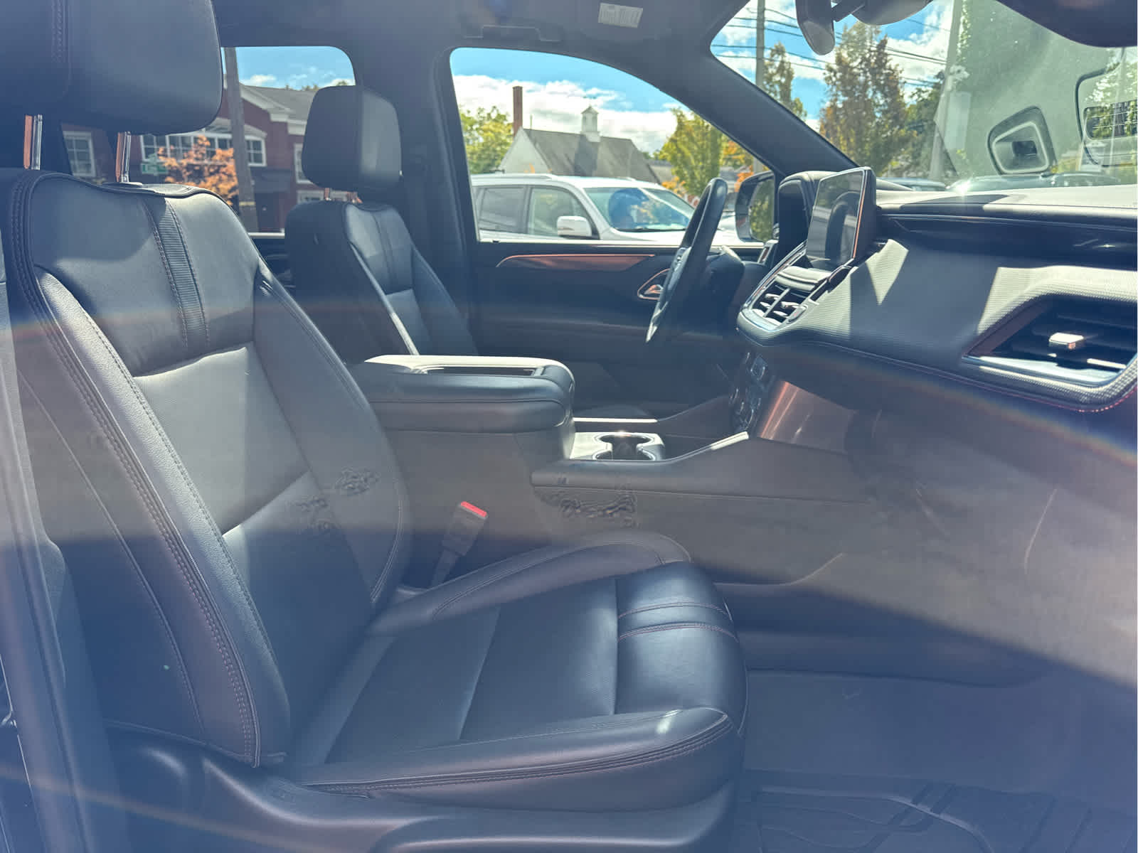 2024 Chevrolet Suburban RST - Photo 28