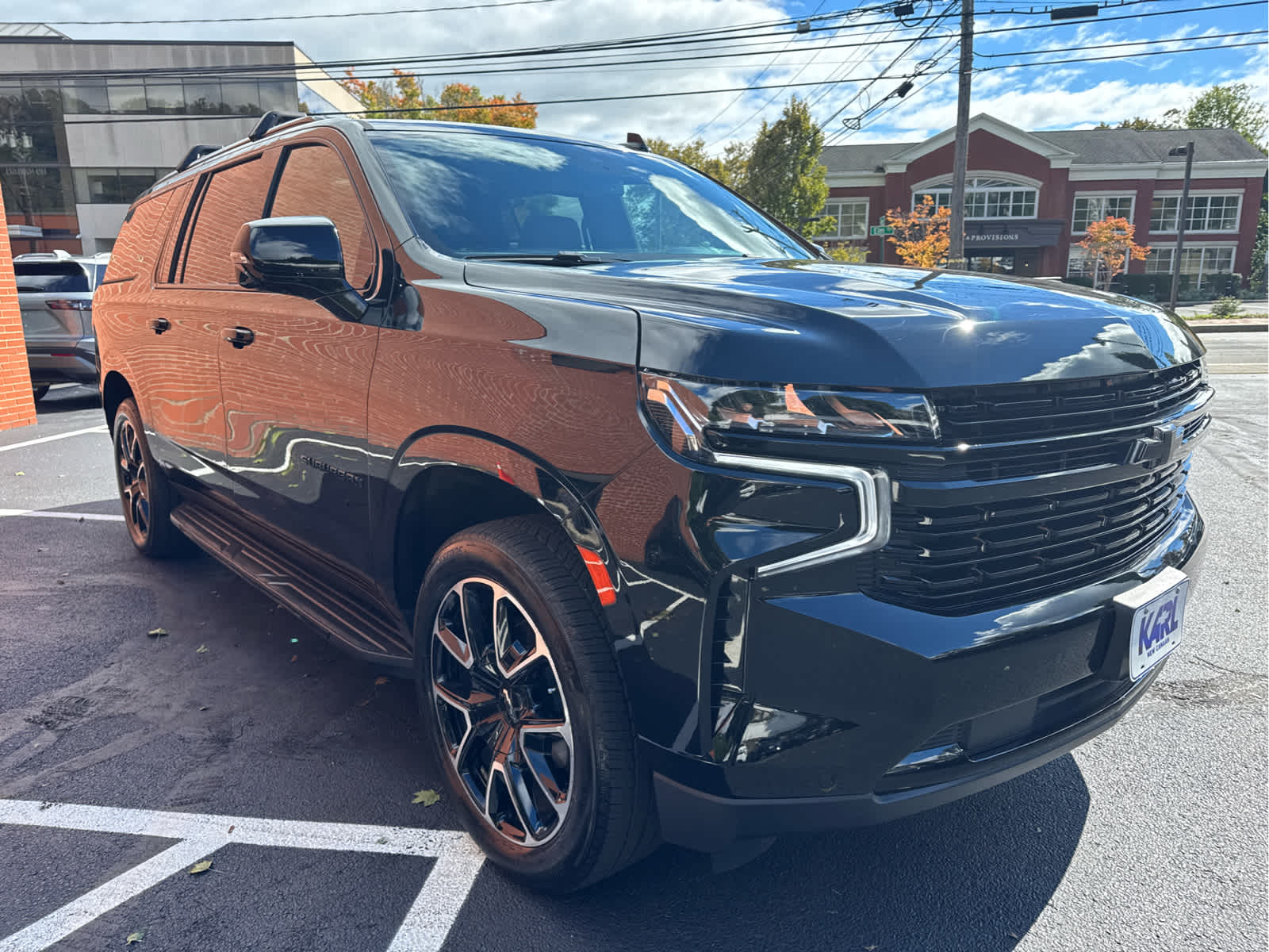 2024 Chevrolet Suburban RST - Photo 8
