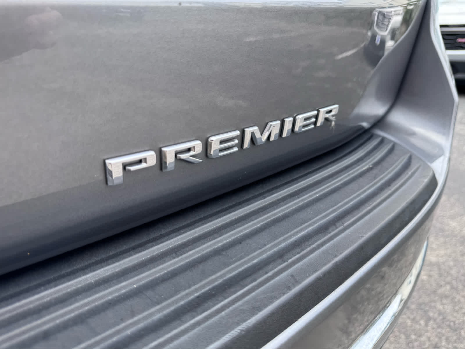 2021 Chevrolet Suburban Premier