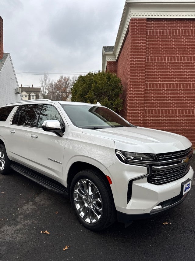 2023 Chevrolet Suburban Premier