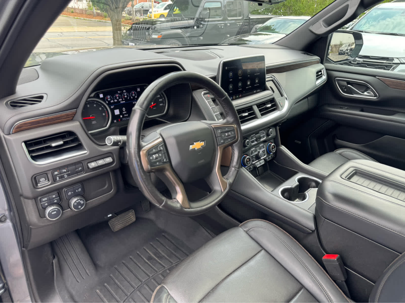 2021 Chevrolet Suburban High Country