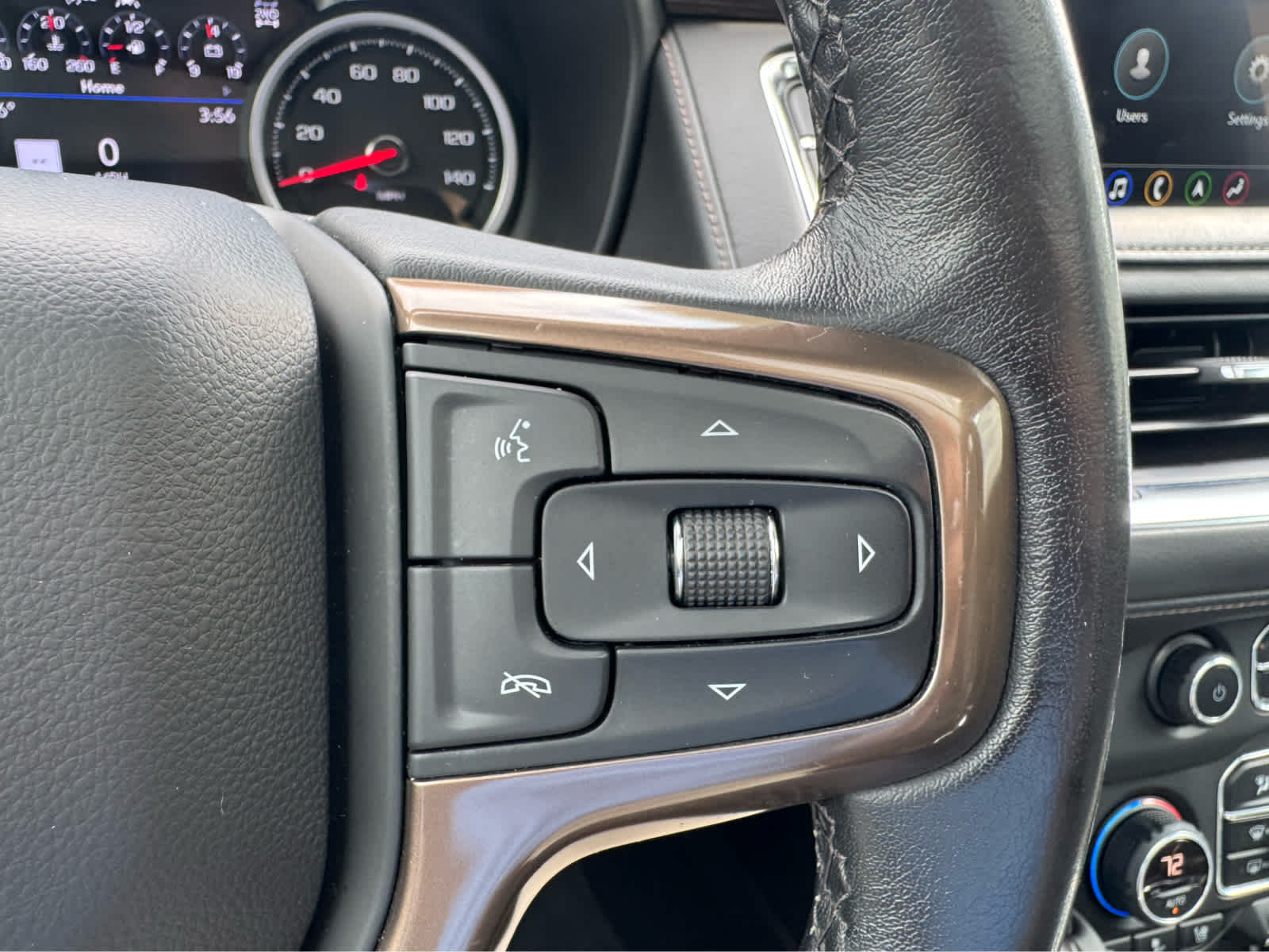2021 Chevrolet Suburban High Country