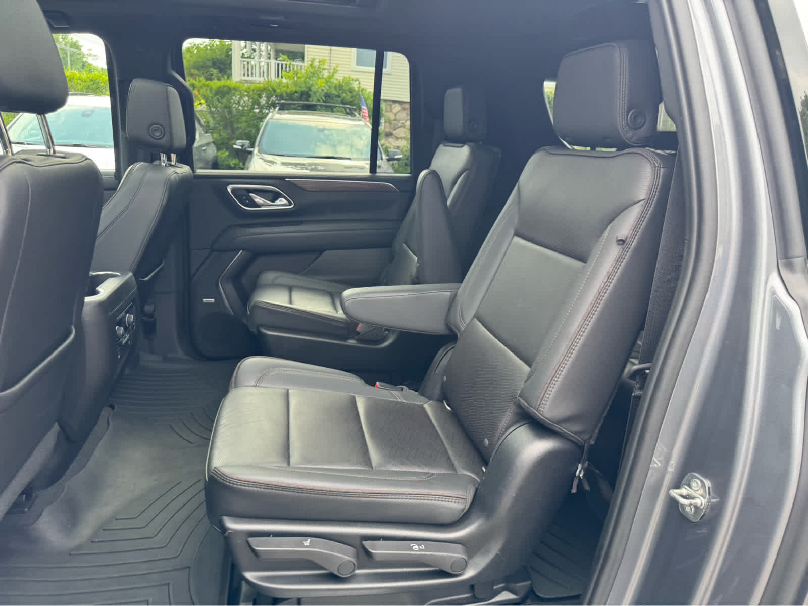 2021 Chevrolet Suburban High Country