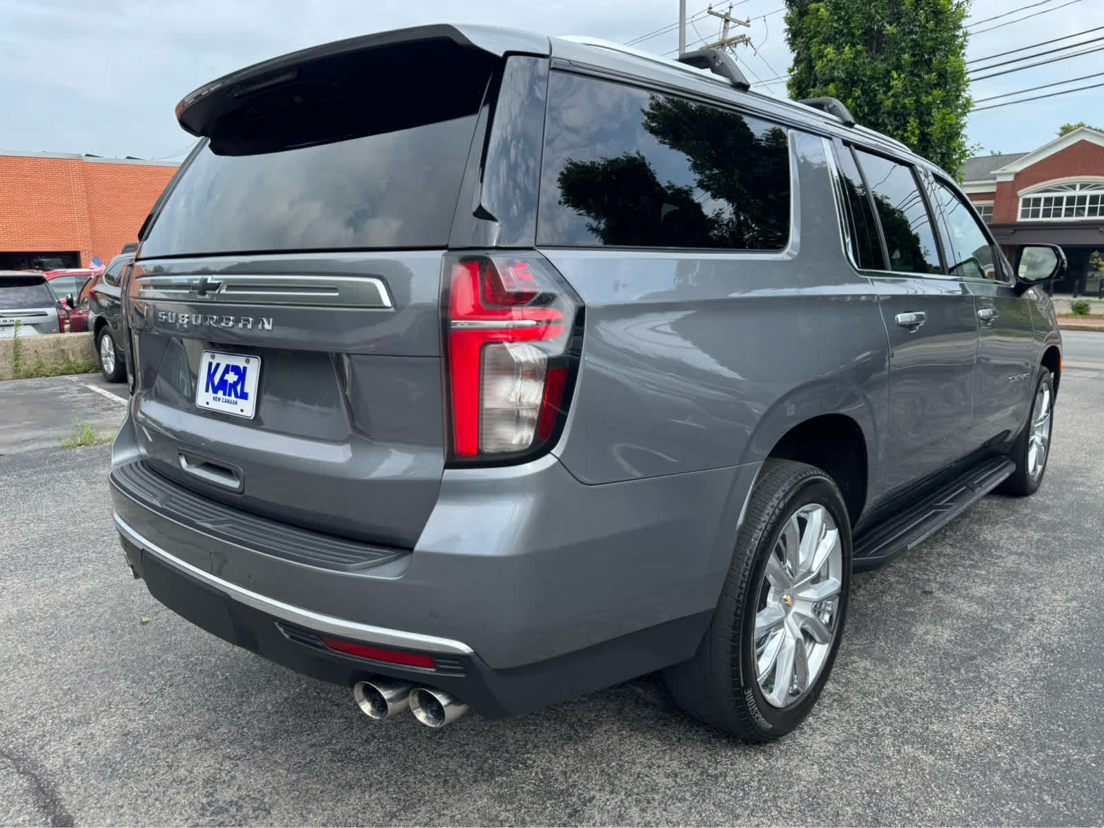 2021 Chevrolet Suburban High Country