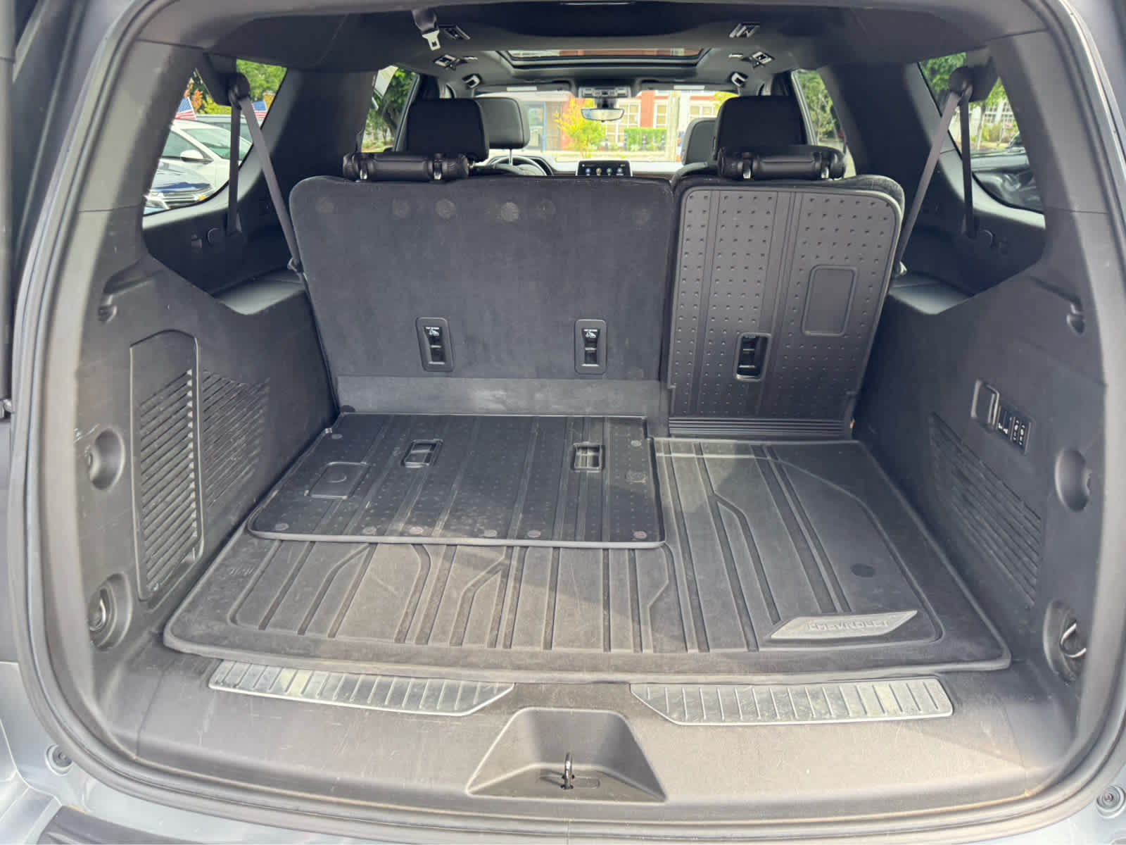 2021 Chevrolet Suburban High Country