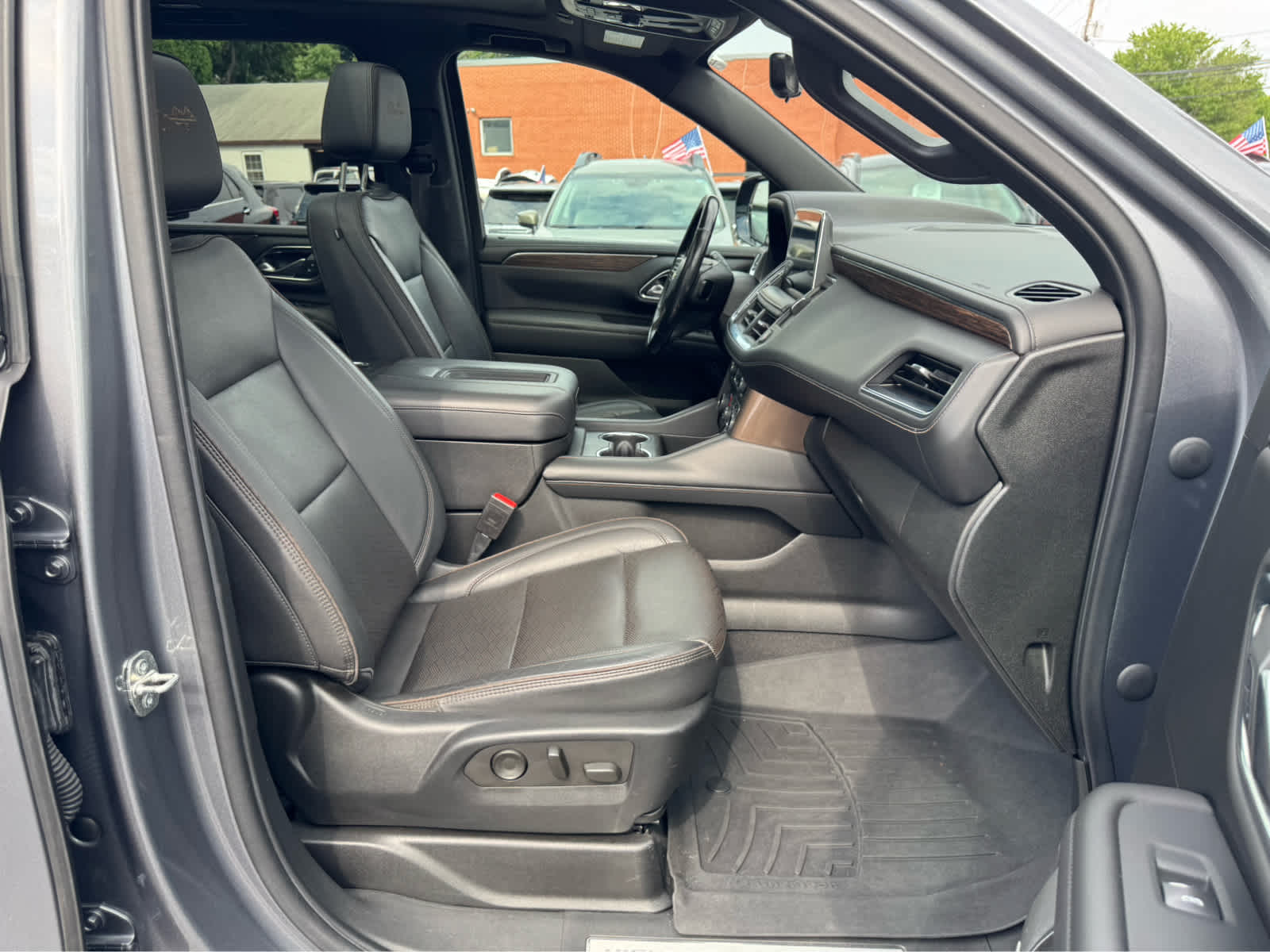 2021 Chevrolet Suburban High Country
