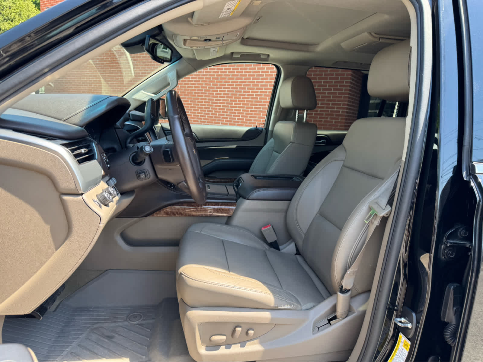 2015 Chevrolet Suburban LTZ