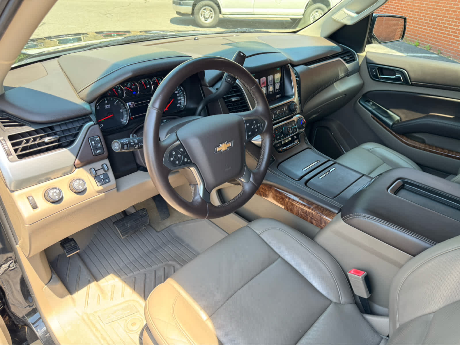 2015 Chevrolet Suburban LTZ