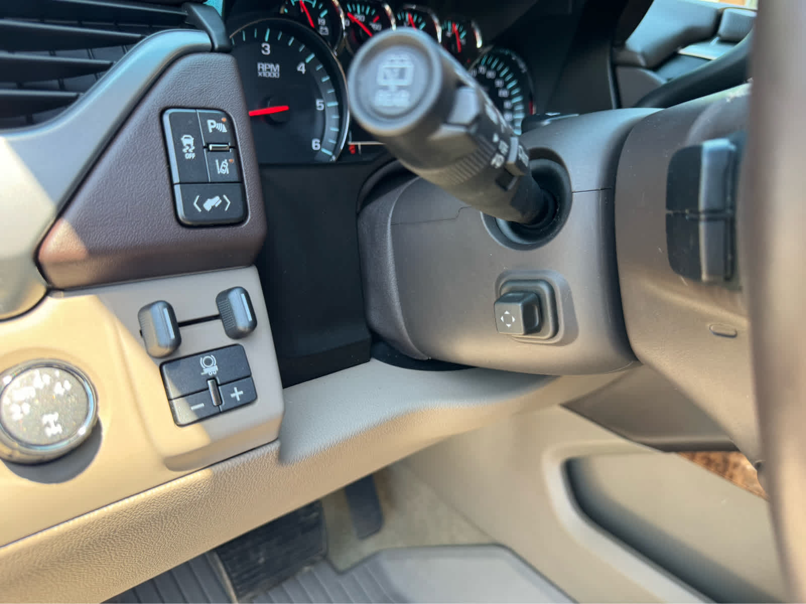 2015 Chevrolet Suburban LTZ