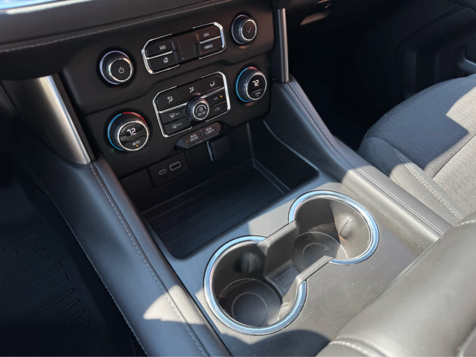 2023 Chevrolet Tahoe LS
