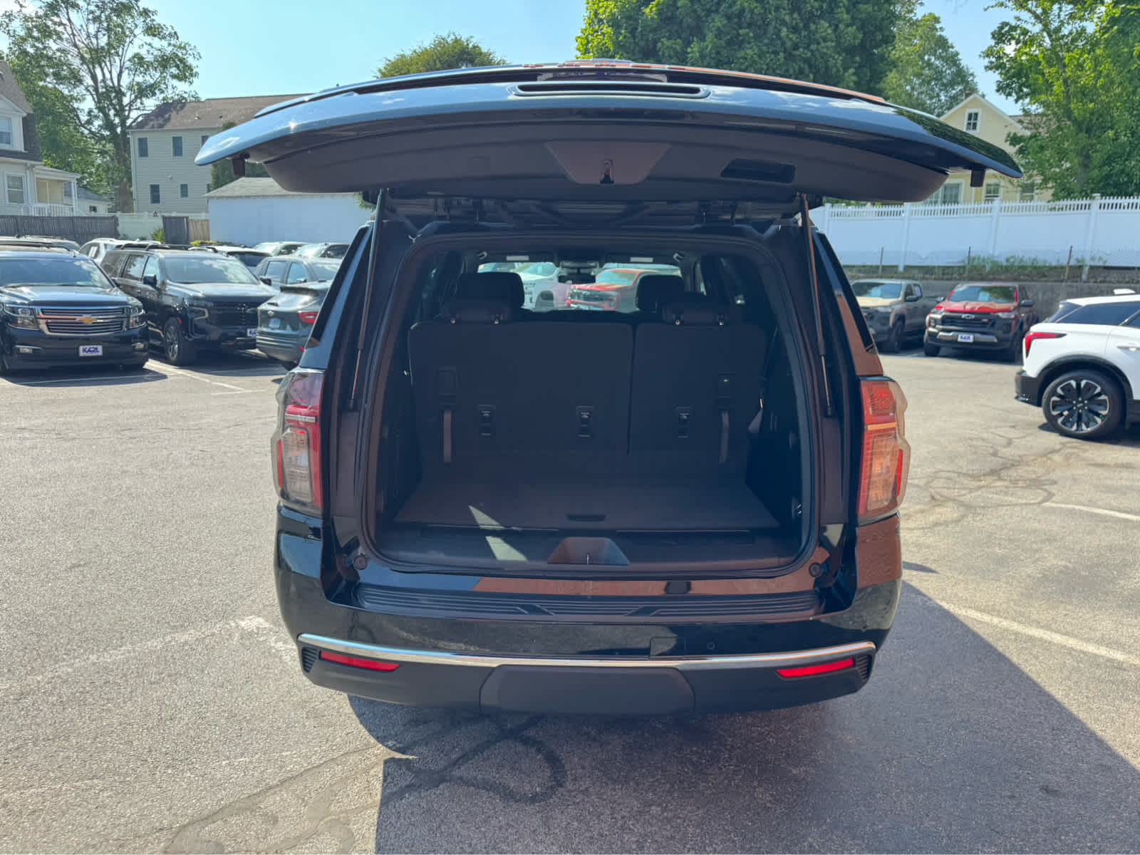 2023 Chevrolet Tahoe LS
