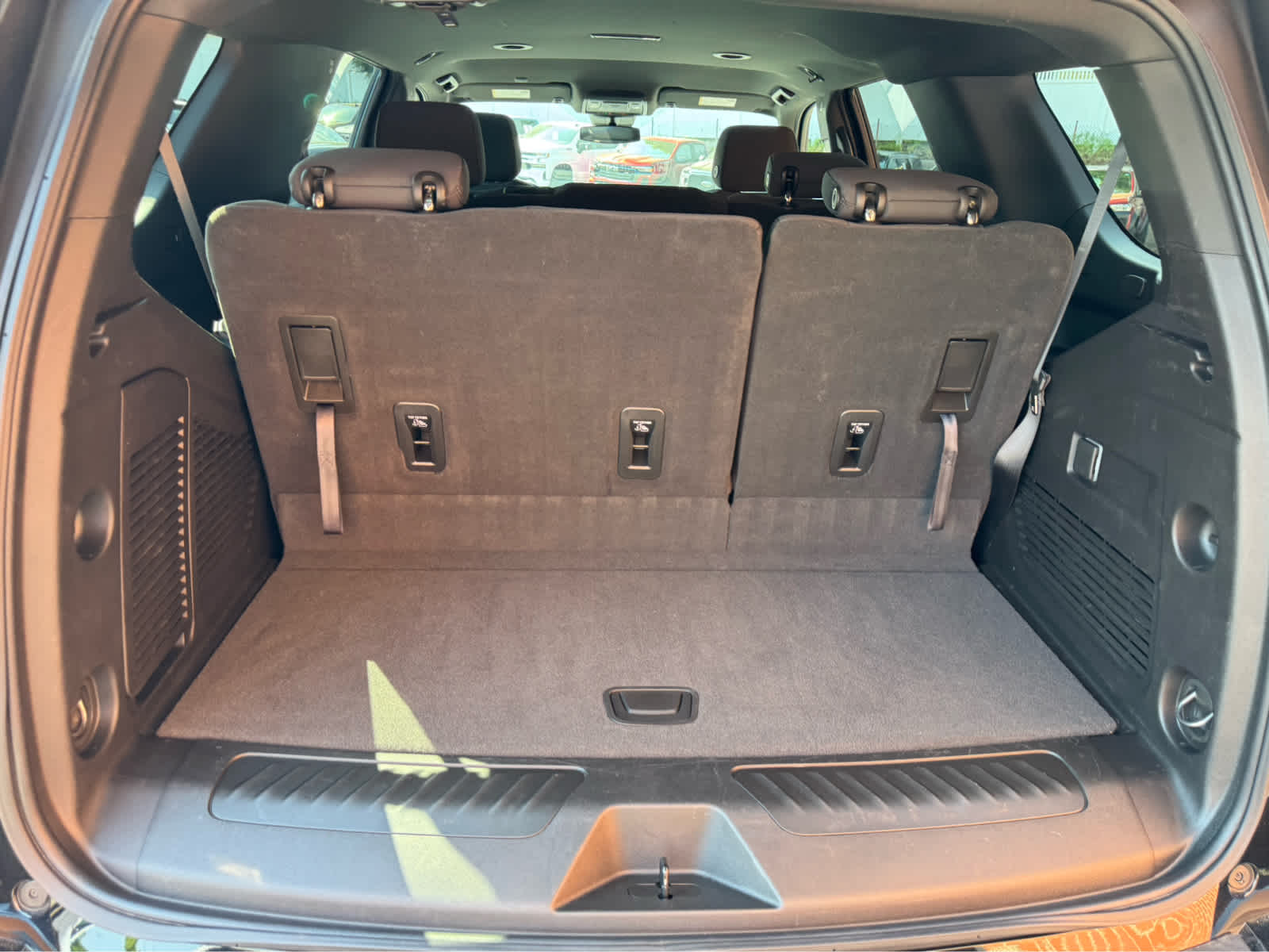 2023 Chevrolet Tahoe LS