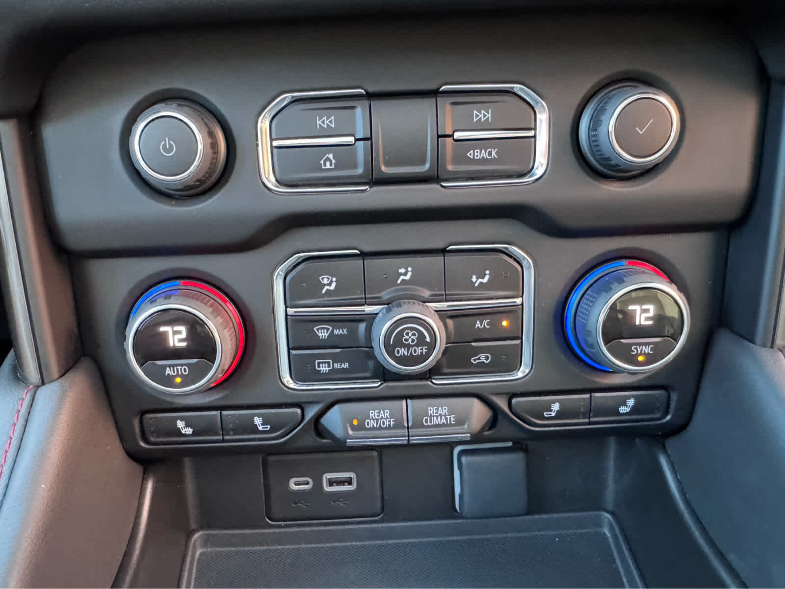 2023 Chevrolet Tahoe RST