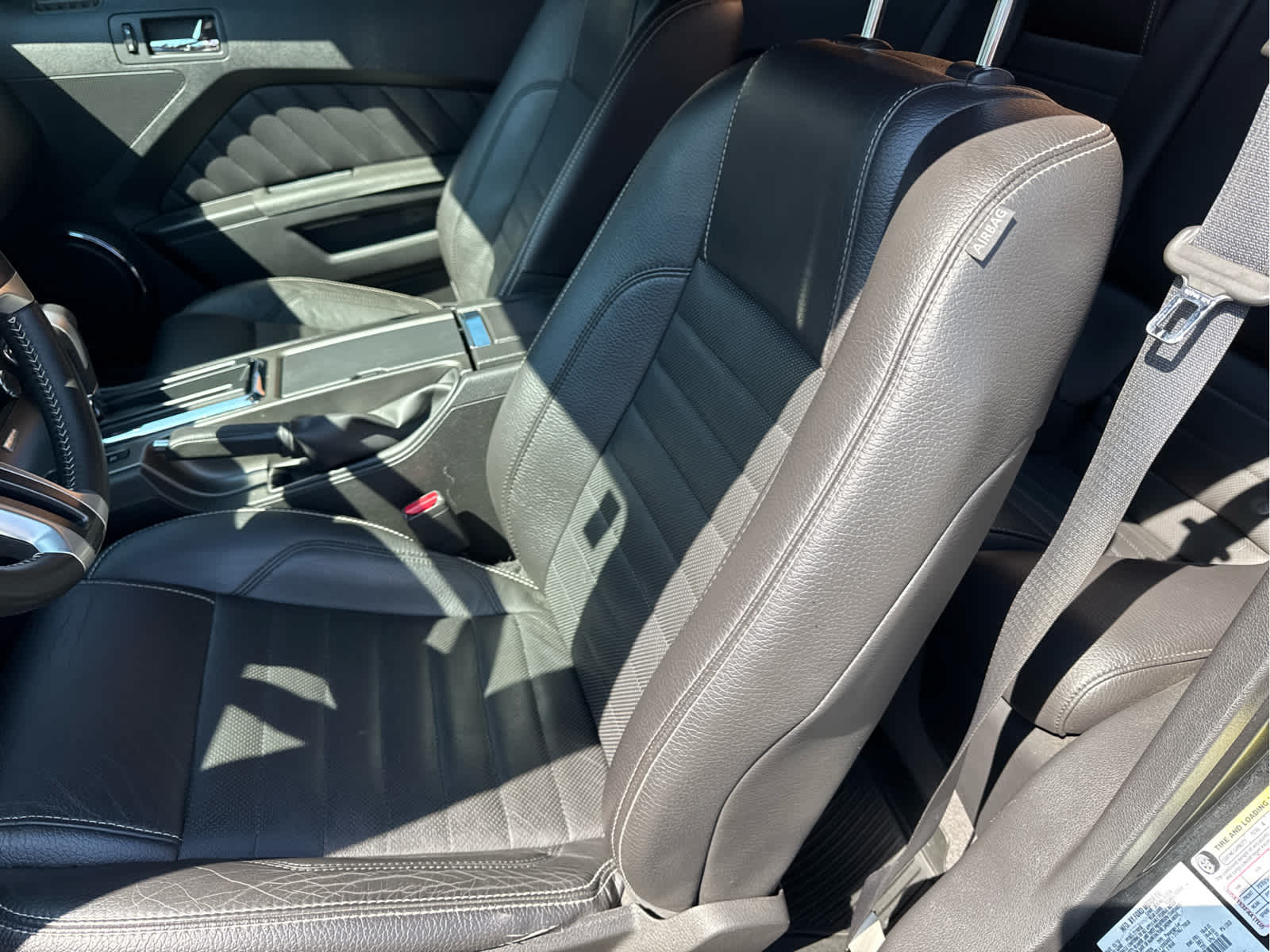 2011 Ford Mustang V6 Premium