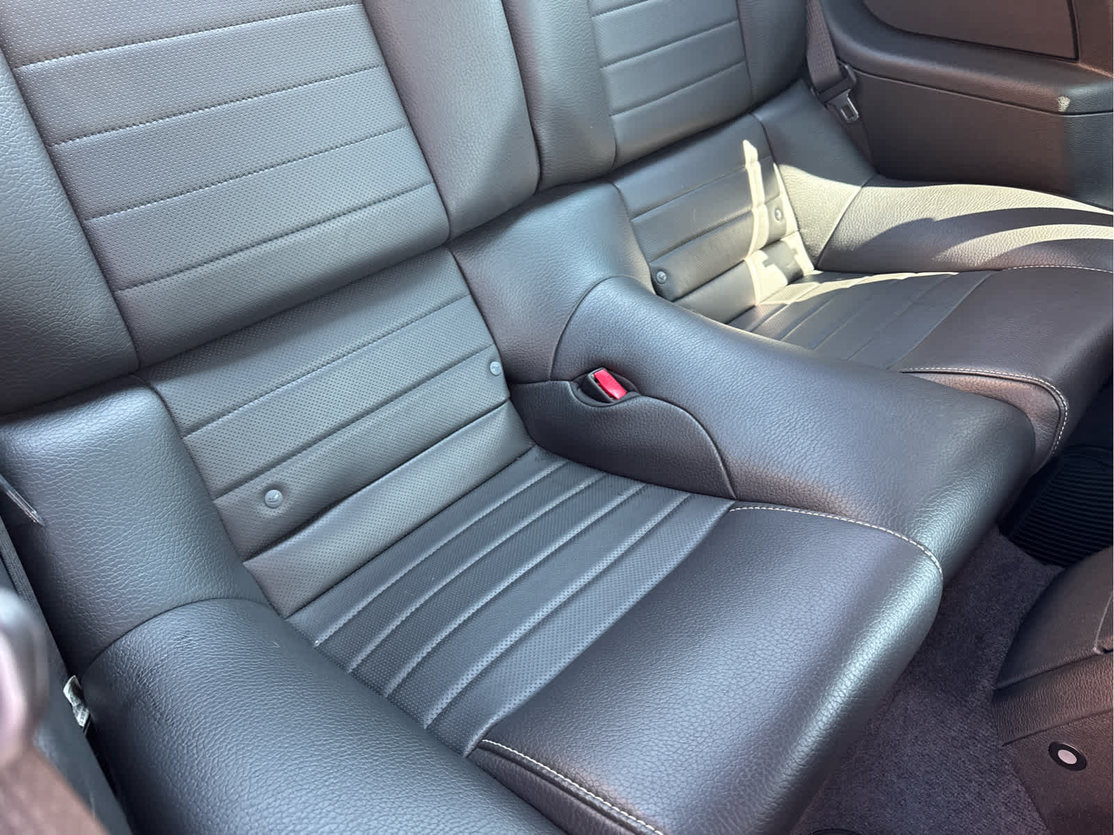 2011 Ford Mustang V6 Premium