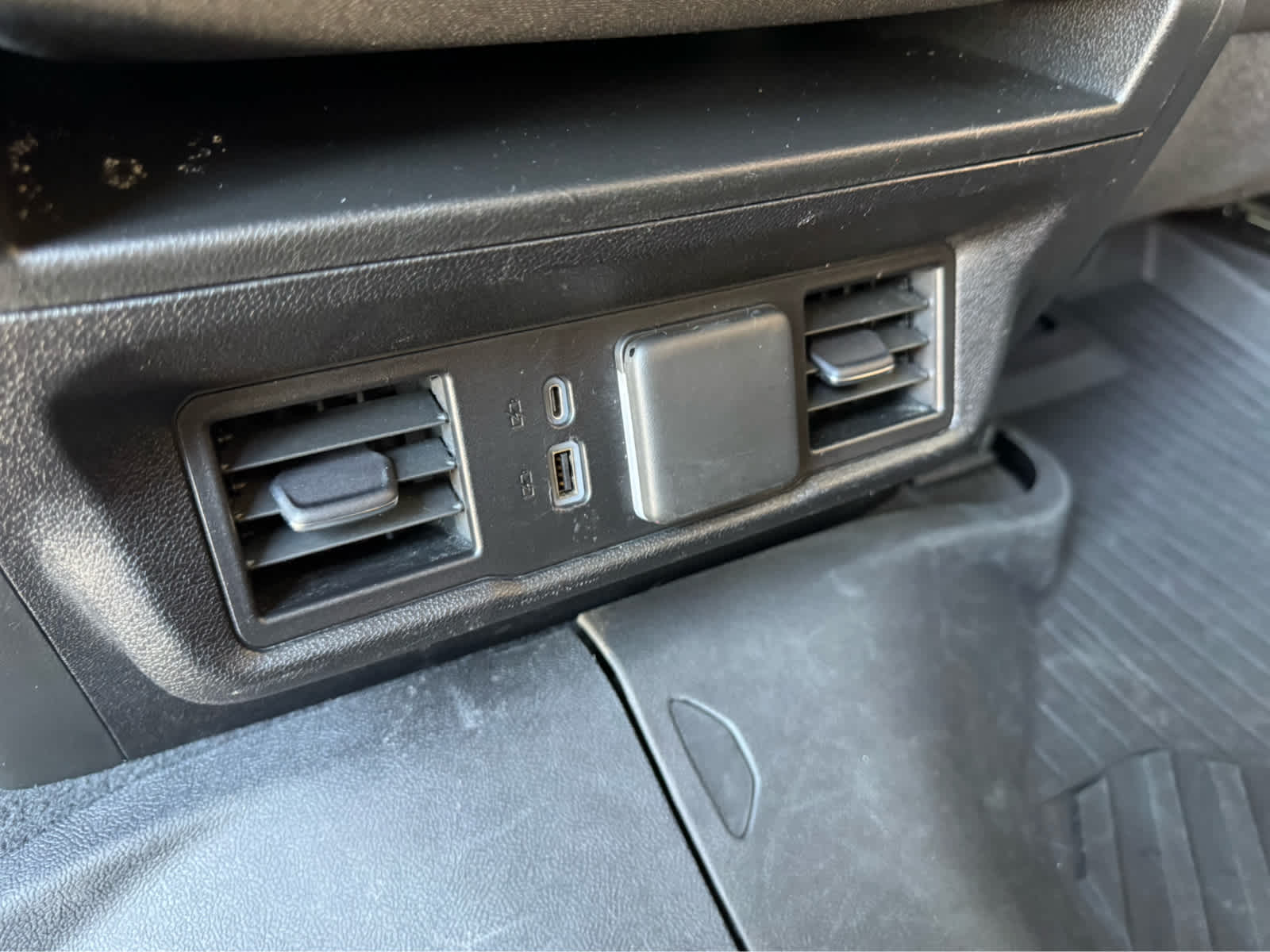 2022 Chevrolet Silverado 1500 LT Trail Boss - Photo 35