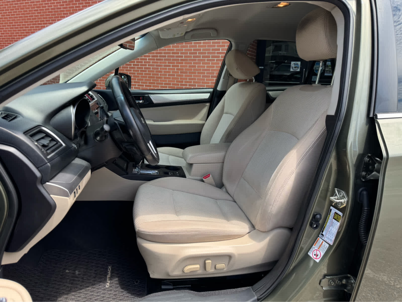 2017 Subaru Outback 2.5i Premium