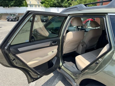 2017 Subaru Outback 2.5i Premium