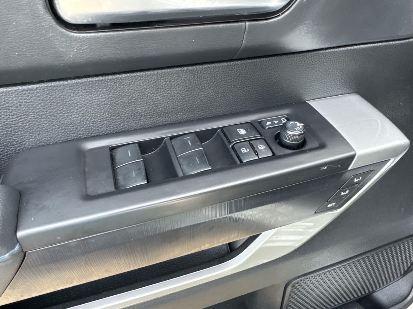 2023 Toyota Tundra 4WD Platinum Hybrid