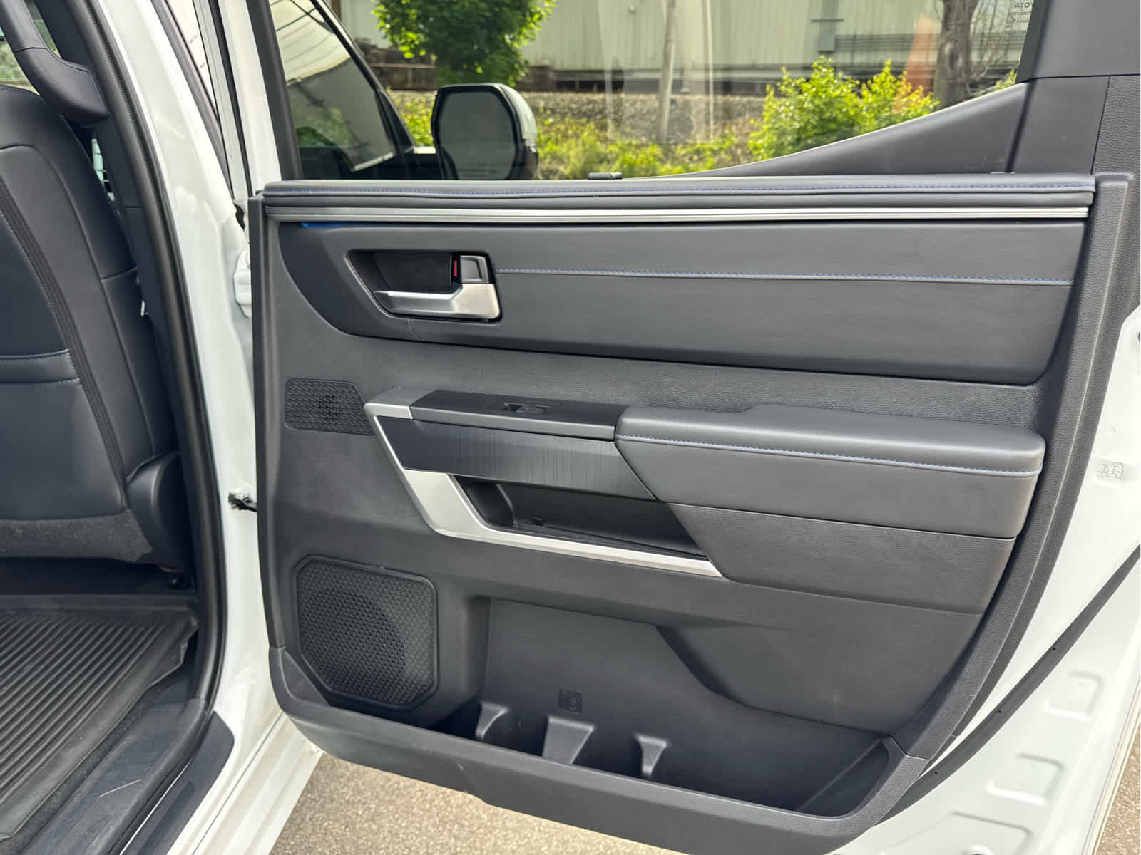 2023 Toyota Tundra 4WD Platinum Hybrid