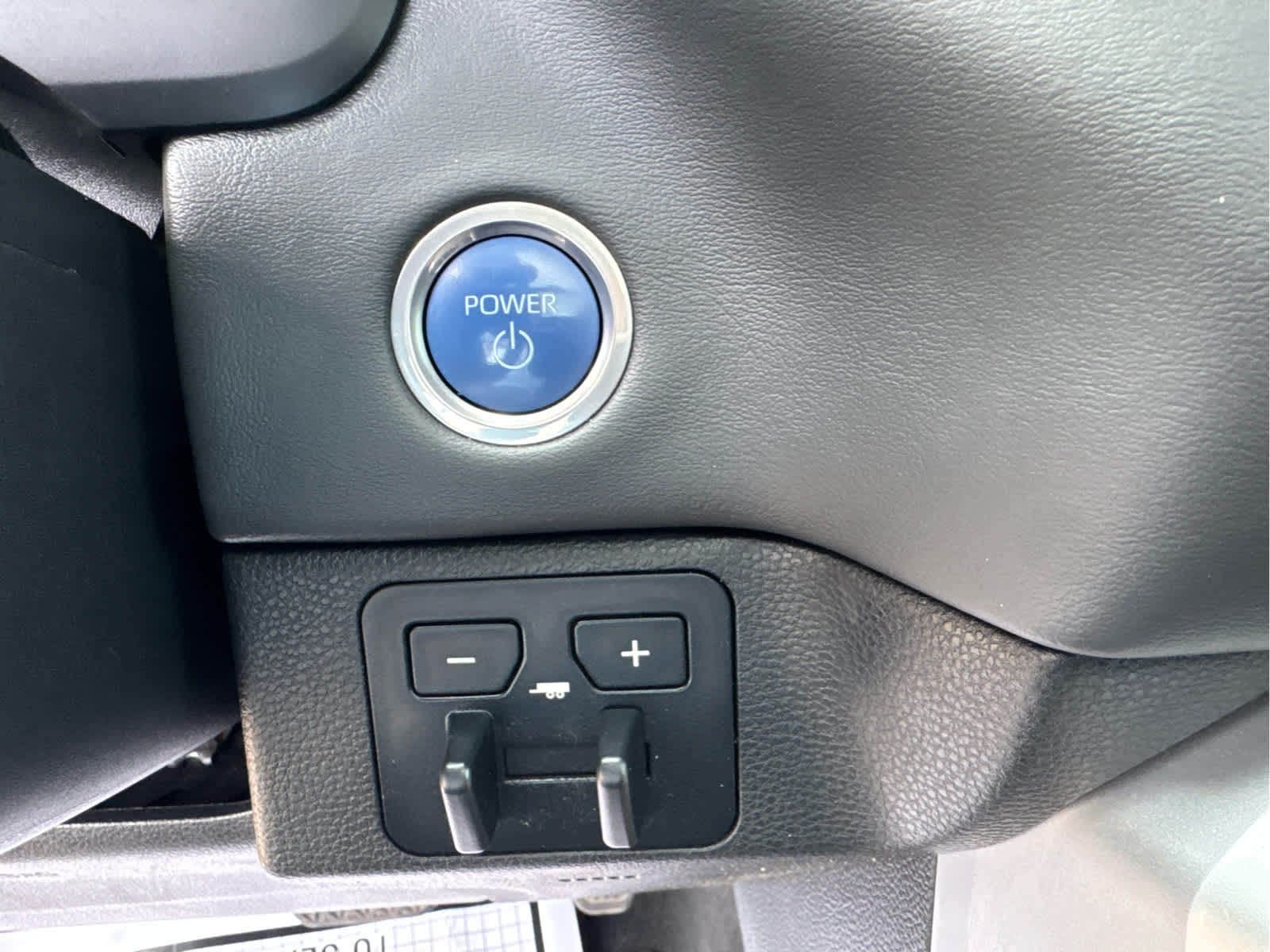 2023 Toyota Tundra 4WD Platinum Hybrid