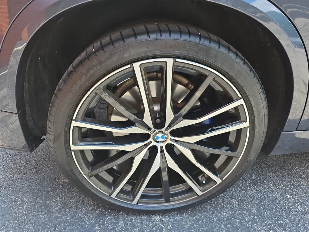 2020 BMW X5 M50i