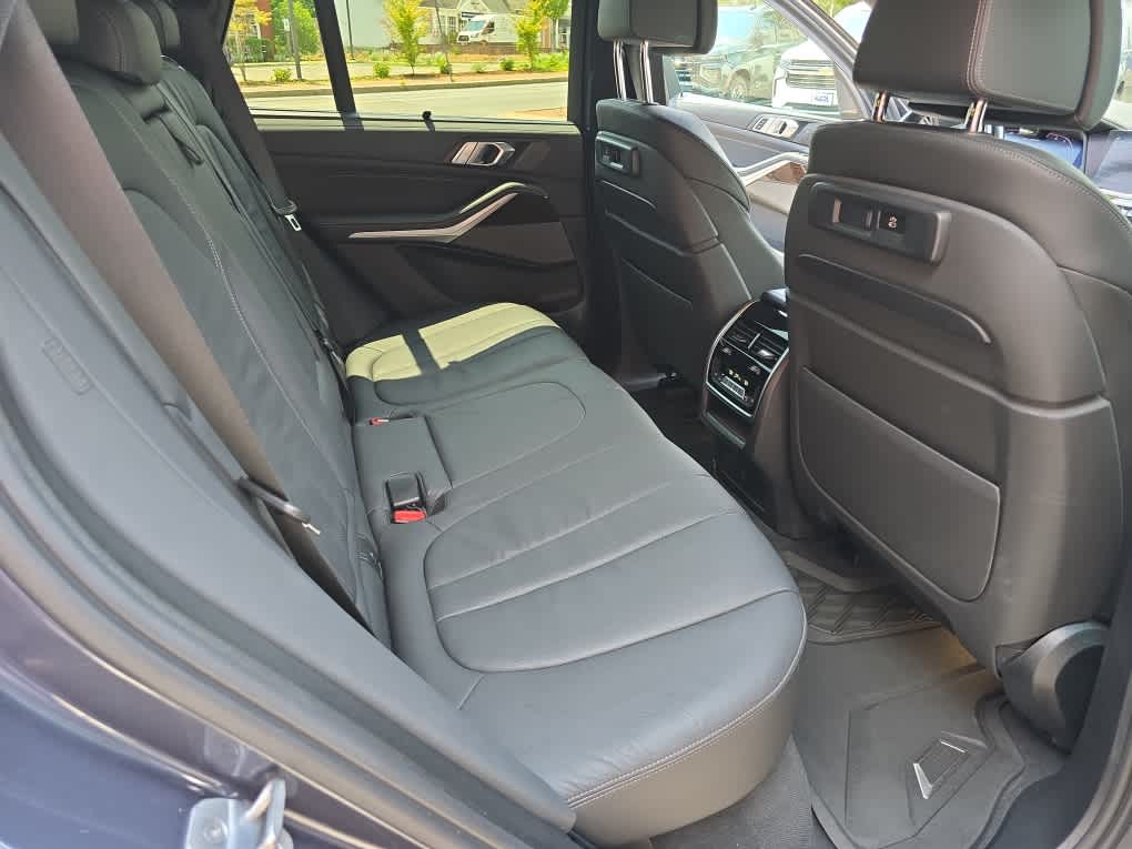 2020 BMW X5 M50i