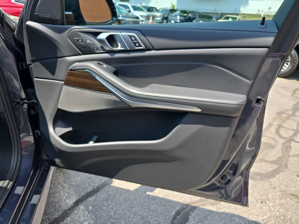 2020 BMW X5 M50i