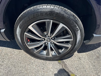 2021 Toyota Venza LE