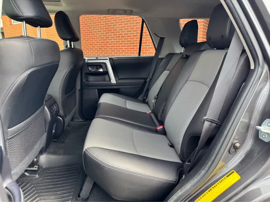 2020 Toyota 4Runner SR5