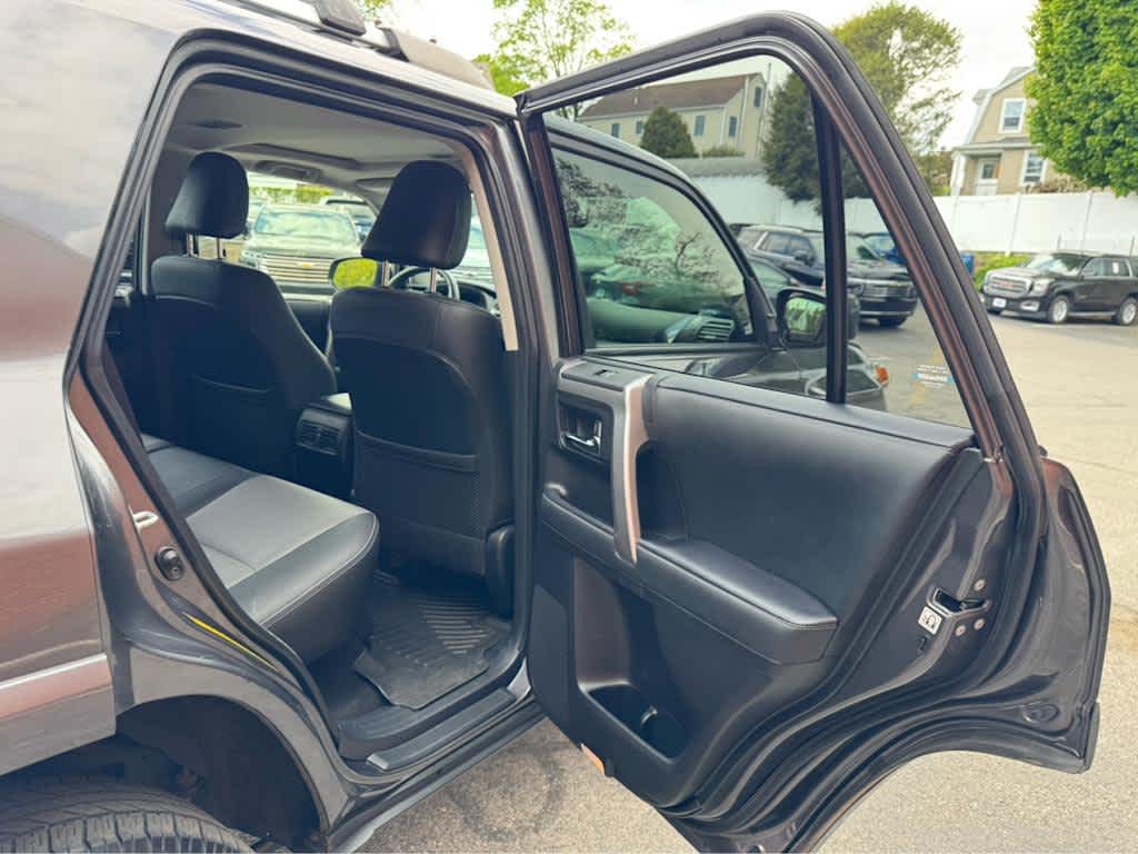 2020 Toyota 4Runner SR5