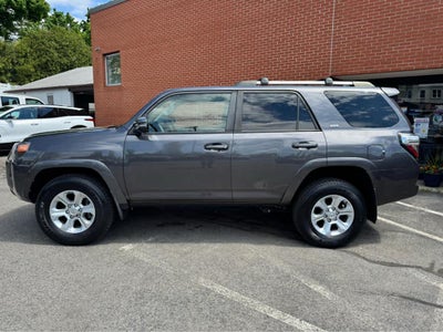 2020 Toyota 4Runner SR5