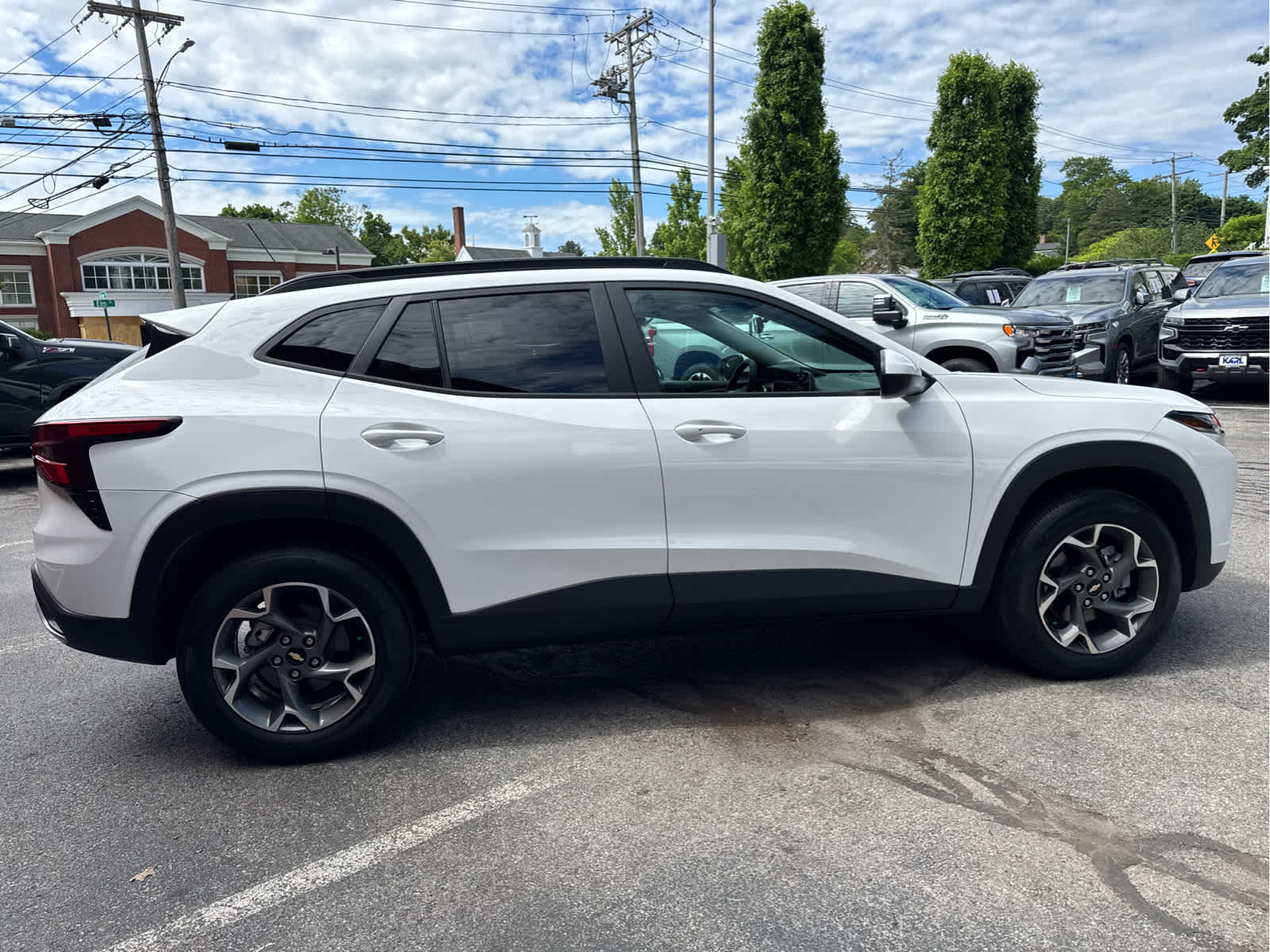 2024 Chevrolet Trax LT