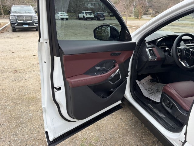 2024 Jaguar E-PACE R-Dynamic SE