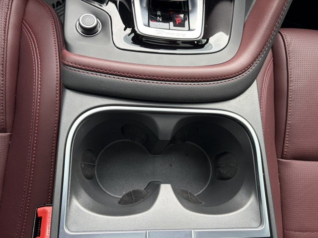 2024 Jaguar E-PACE R-Dynamic SE